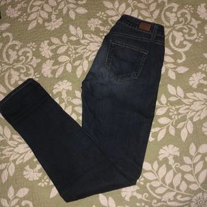 Paige skyline skinny size 25 slightly worn